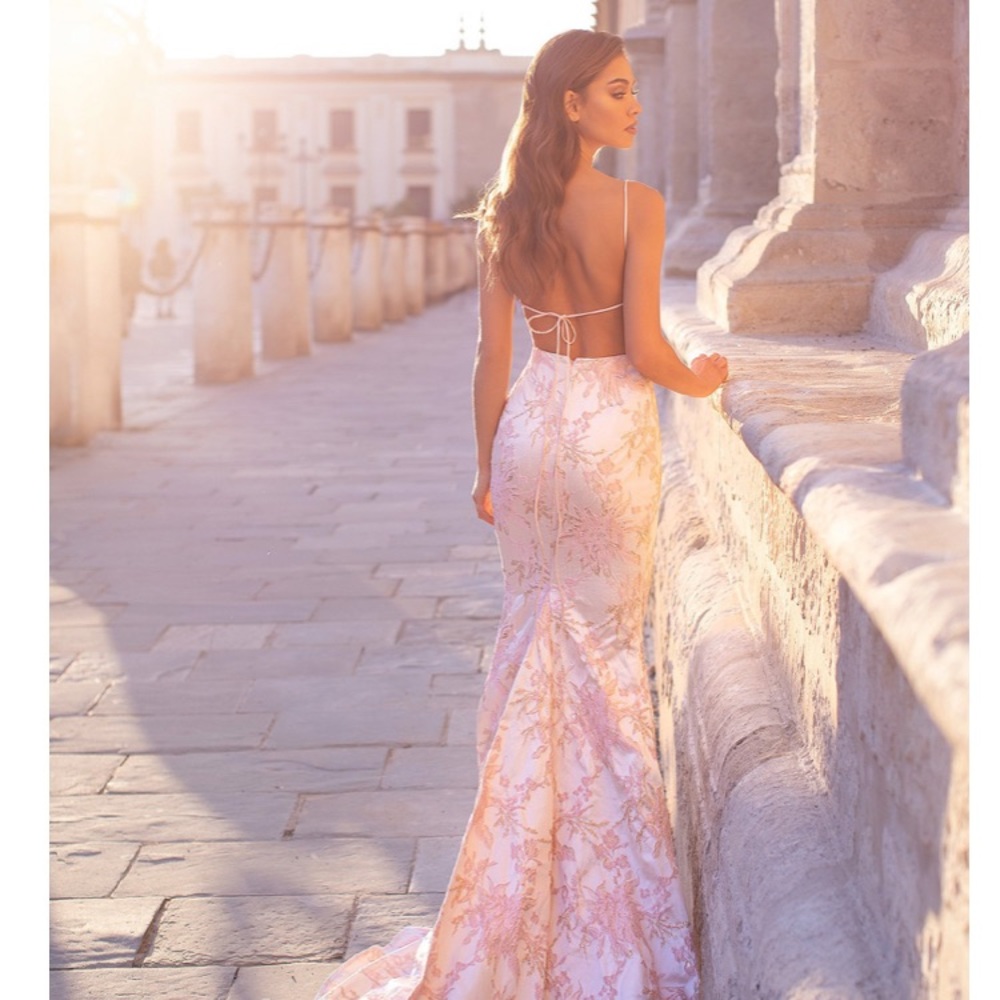 Alamour Label Remas Jacquard Dress